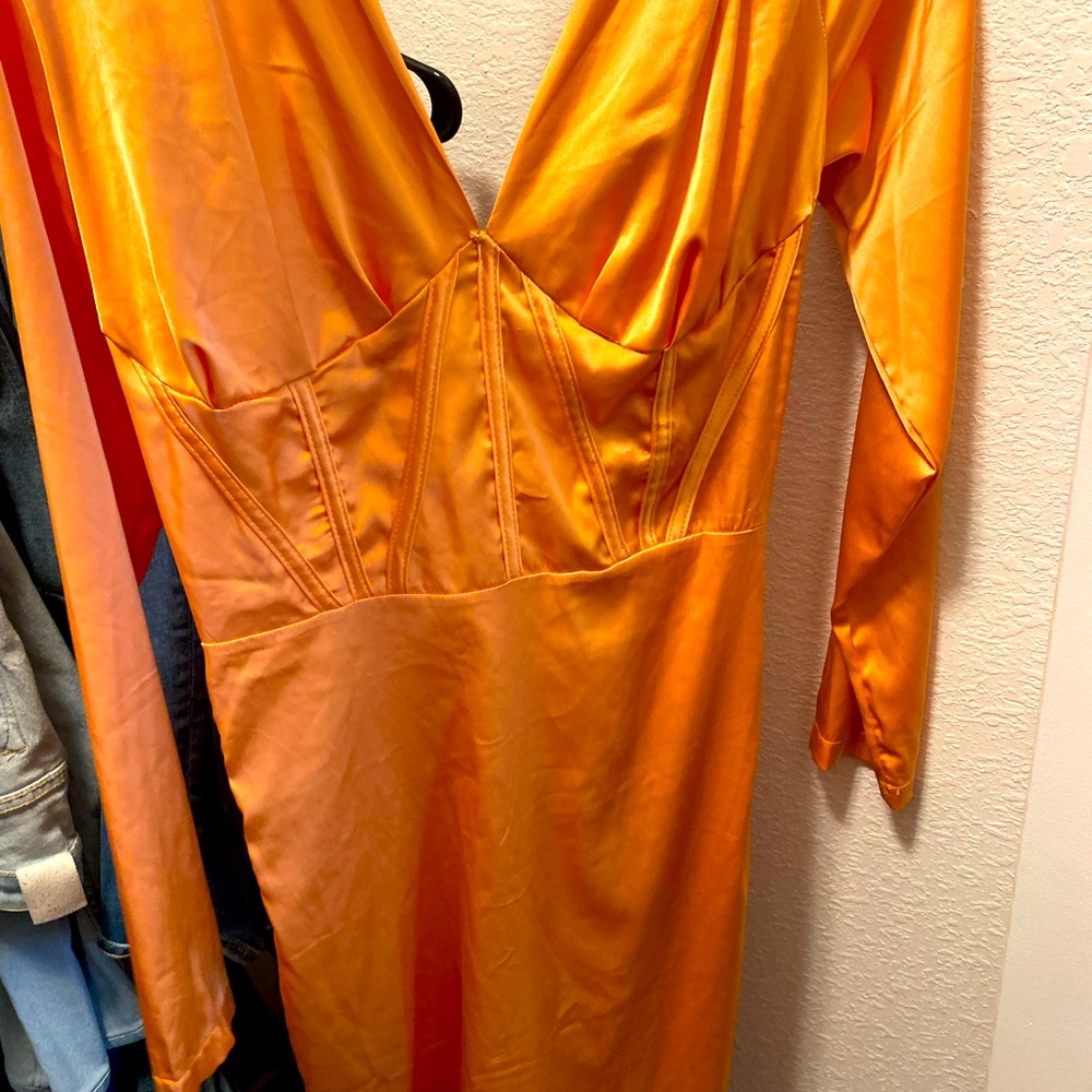 size medium maxi dress